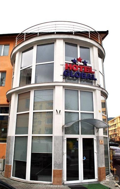 Hotel Global Braşov Extérieur photo