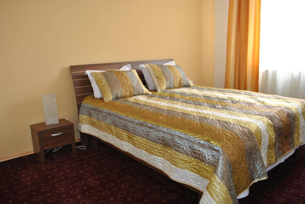 Hotel Global Braşov Chambre photo