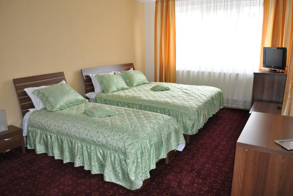 Hotel Global Braşov Chambre photo